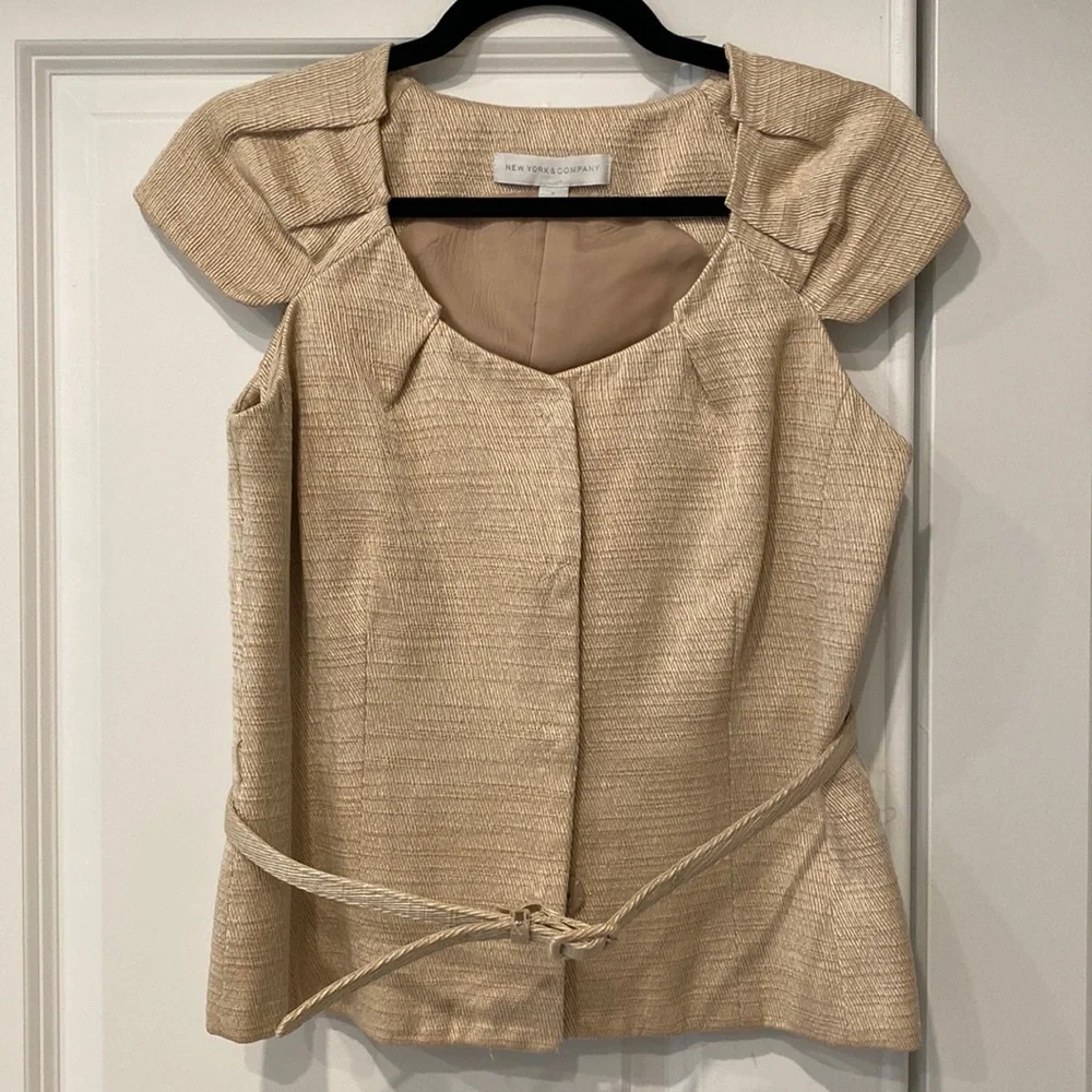New York and Co Blazer style top - Picture 1 of 4